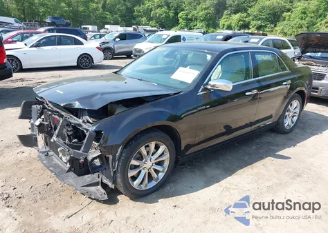 2018 Chrysler 300 Limited Awd z USA, uszkodzony, nr VIN 2C3CCAKG7JH231645